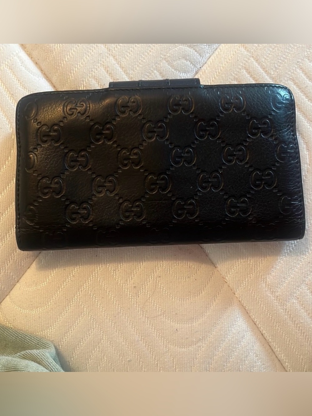 Gucci Black Embossed GG Leather Wallet - Picture 4 of 6